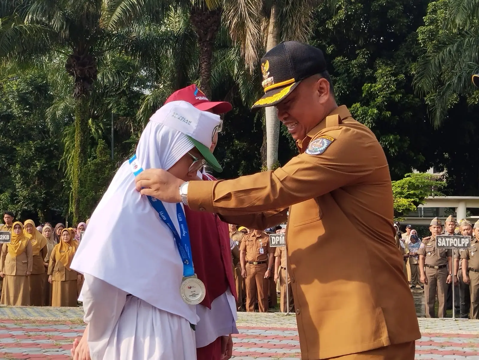 Bikin Bangga! Wali Kota Beri Apresiasi Pelajar Depok yang Meraih Juara OSN