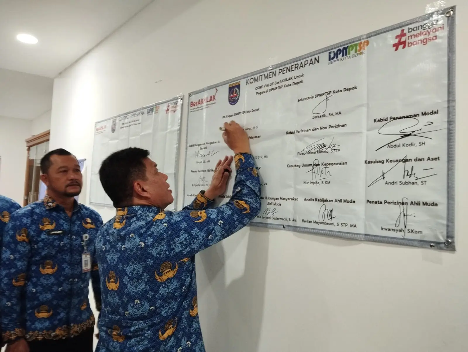 Tingkatkan Pelayanan, DPMPTSP Kota Depok Canangkan Zona Integritas WBK dan WBBM