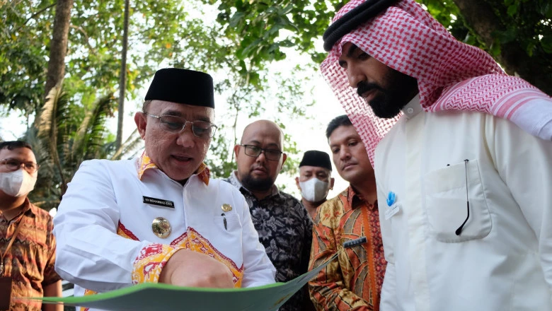 Wali Kota Depok Terima Kunjungan Donatur Pembangunan Masjid dan Islamic Center di Jatijajar