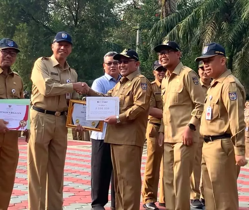 Juara I Lomba Kantor MENORRRRR, Kadisnaker: Hasil Kerja Bersama Seluruh Pegawai