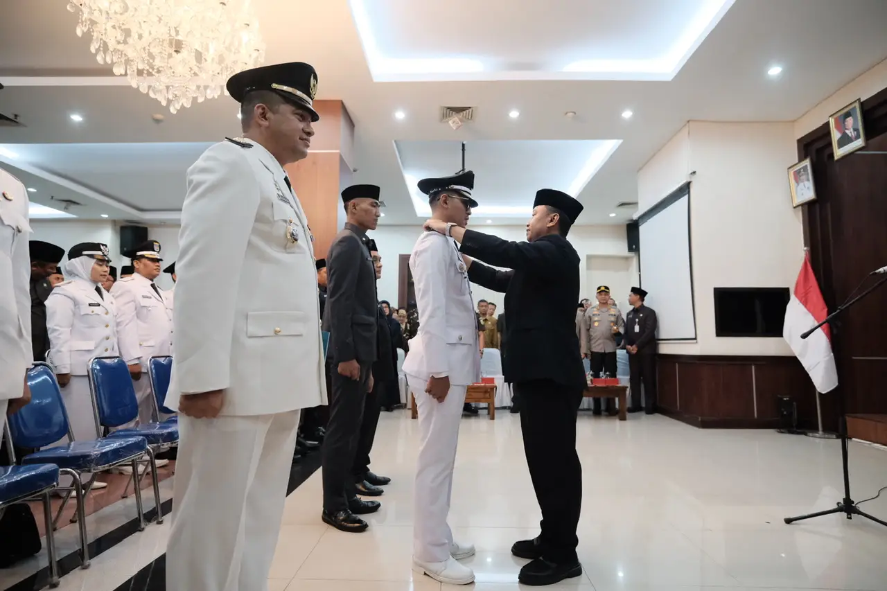 97 Pejabat Struktural dan Fungsional Pemkot Depok Dilantik dan Diambil Sumpah Jabatan