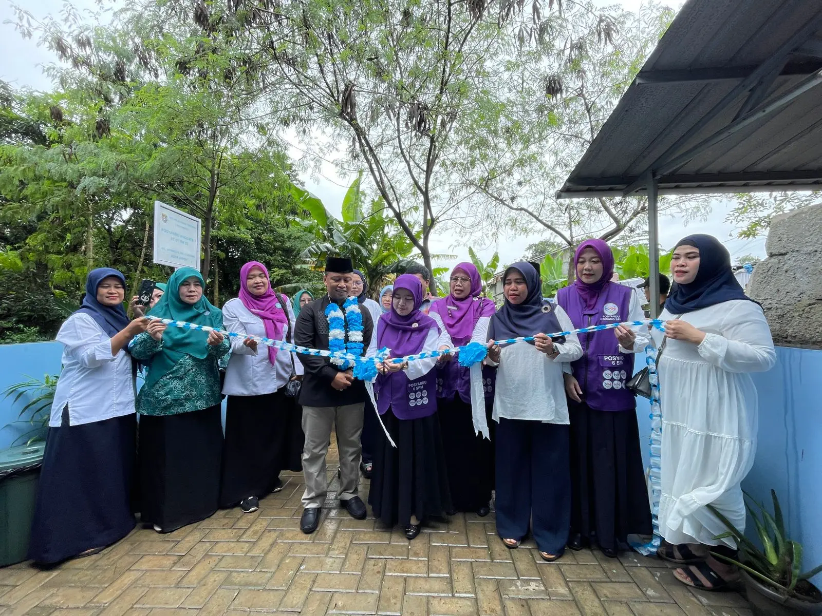 Wali Kota Depok Resmikan Tiga Posyandu dan Dua Taman di Kelurahan Jatimulya