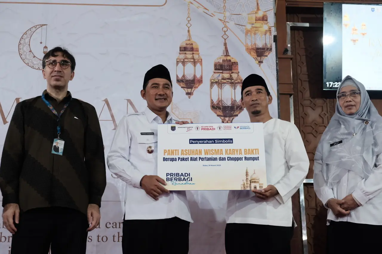Wakil Wali Kota Depok Hadiri Pemberian Santunan Anak Yatim Oleh Sekolah Pribadi