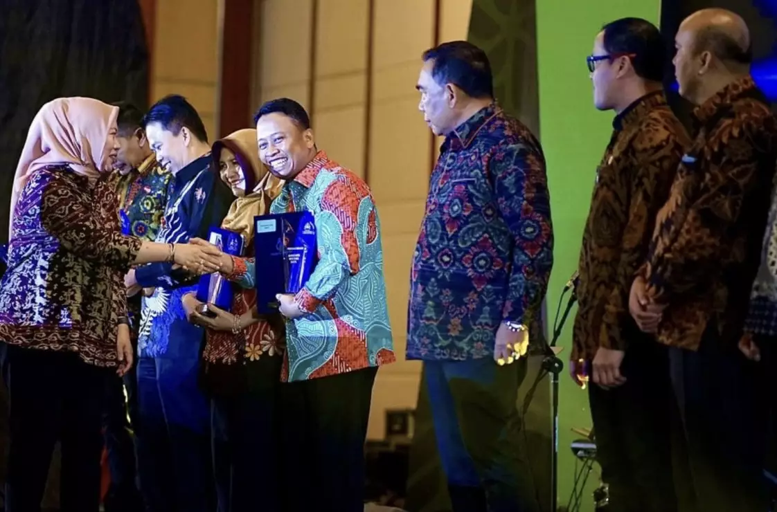 Pemkot Depok Raih Penghargaan Anindhita Wistara Data Dari BPS