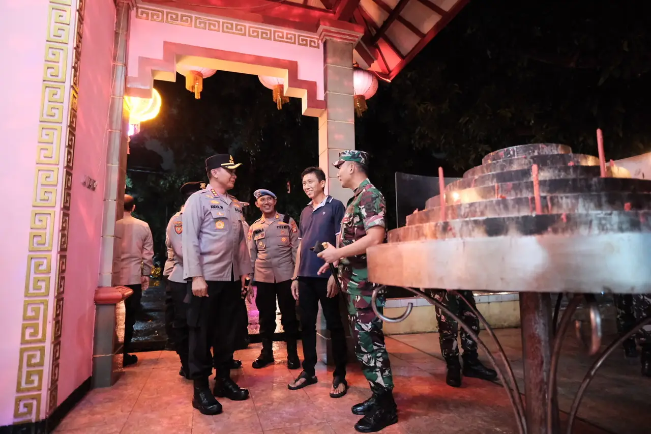 Pastikan Malam Imlek 2576 Aman, Dandim dan Kapolres Metro Depok Kunjungi Vihara Gayatri