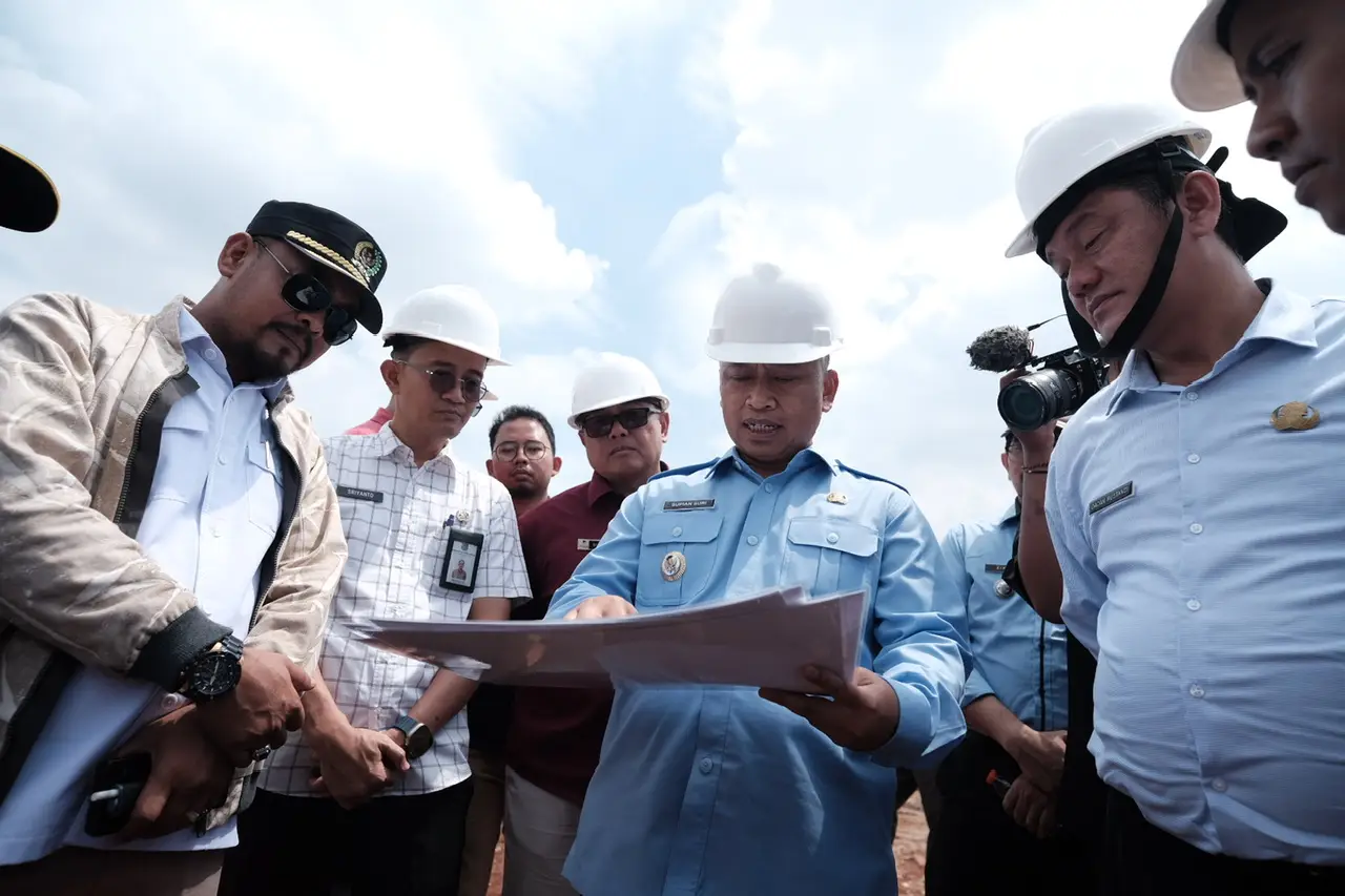 Wali Kota Depok Kunjungi Lokasi Pembangunan Gedung MTsN di Rangkapan Jaya