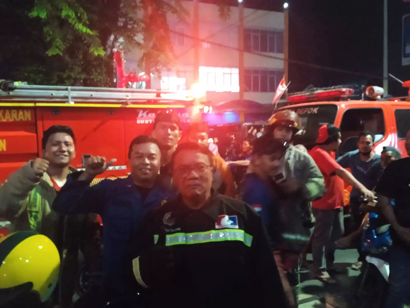 Berjibaku Selama Satu Jam, Damkar Depok Berhasil Padamkan Kebakaran di RS Hermina