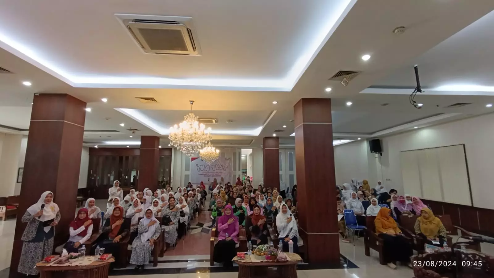 Deteksi Dini Kanker Leher Rahim, Ratusan Warga Depok Jalani Pemeriksaan IVA