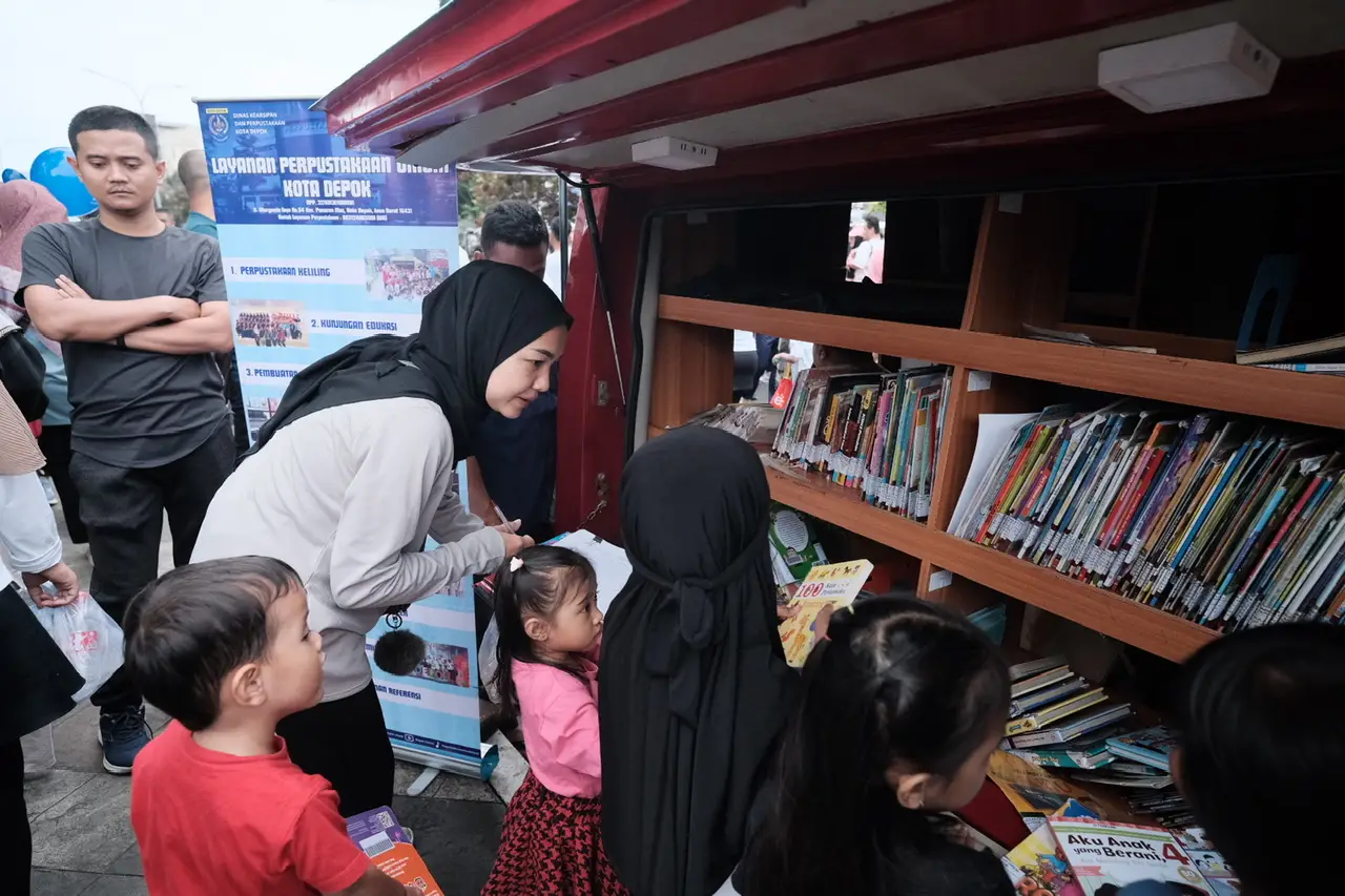 Ramaikan CFD, Pemkot Depok Hadirkan Perpustakaan Keliling