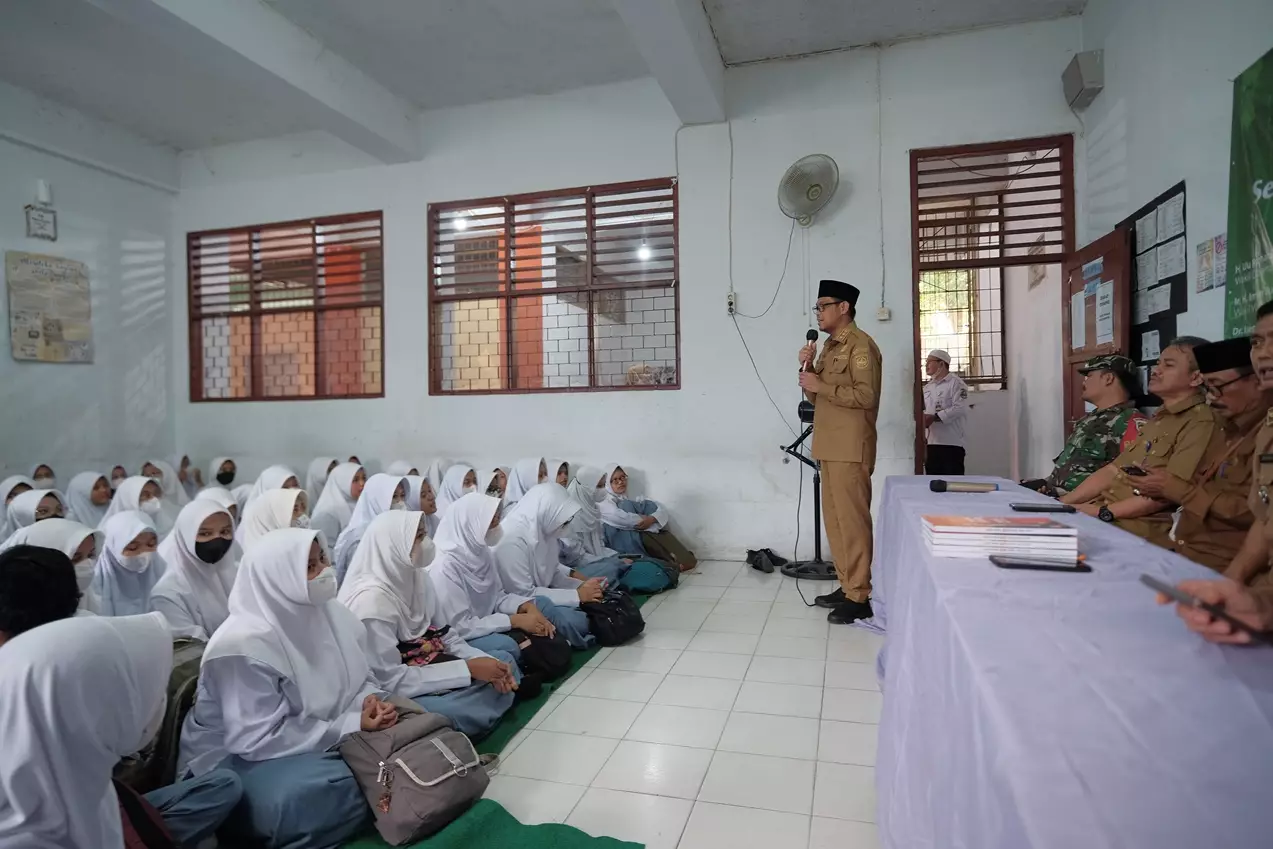 Wakil Wali Kota Hadiri Sanlat Ramadan SMA Negeri 15 Depok