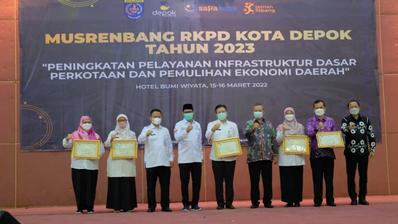 Lima Perangkat Daerah dan Tiga Kelurahan Dianugerahi SAPA SABA Award 2022