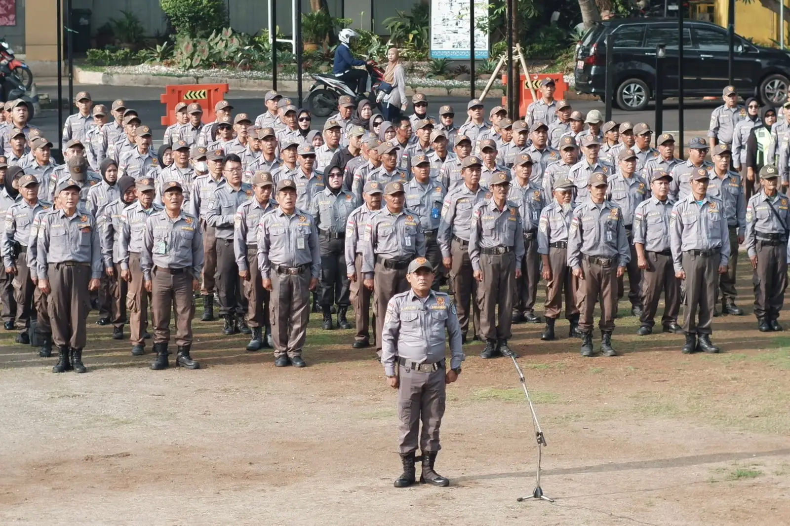 630 Personel Satlinmas Kota Depok Resmi Dikukuhkan