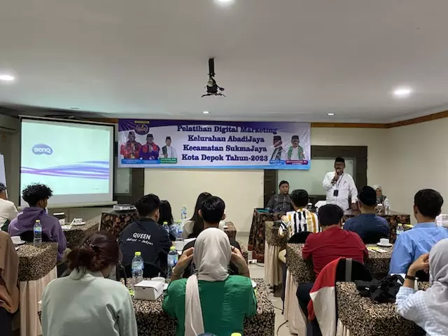 Anak Muda di Abadijaya Dilatih Digital Marketing