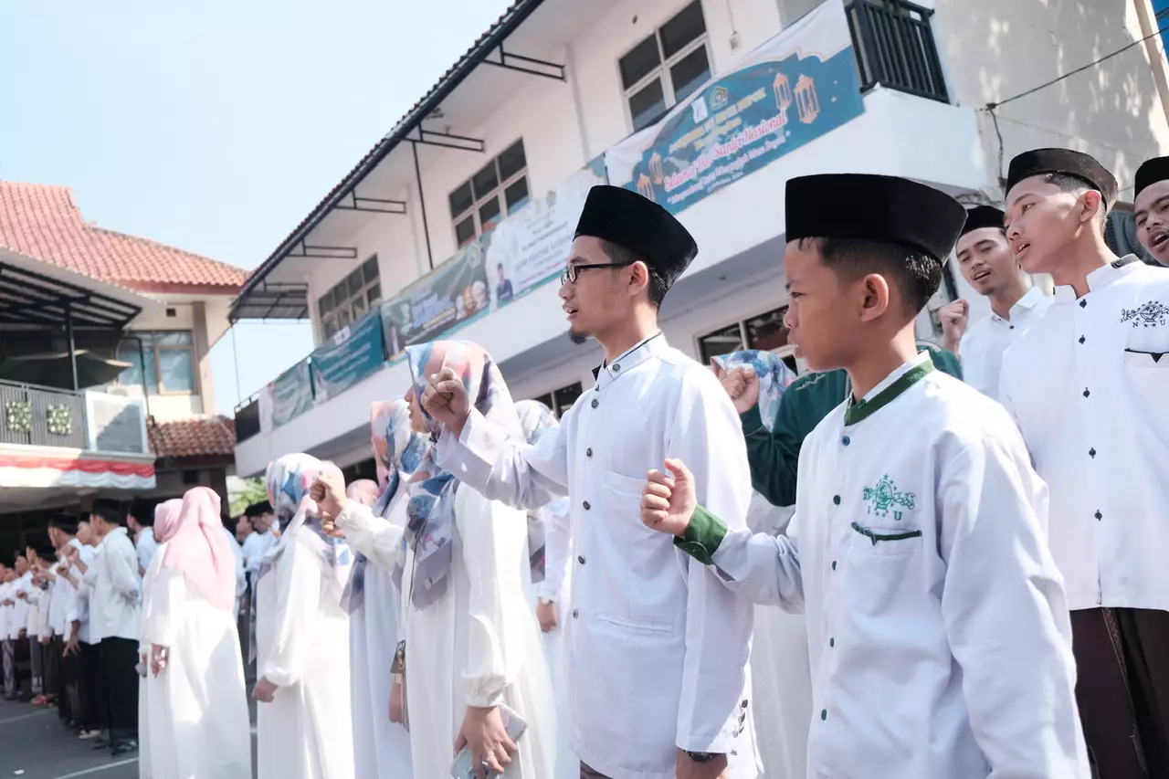 Kemenag Depok Gelar Upacara Peringatan Hari Santri Nasional 2024