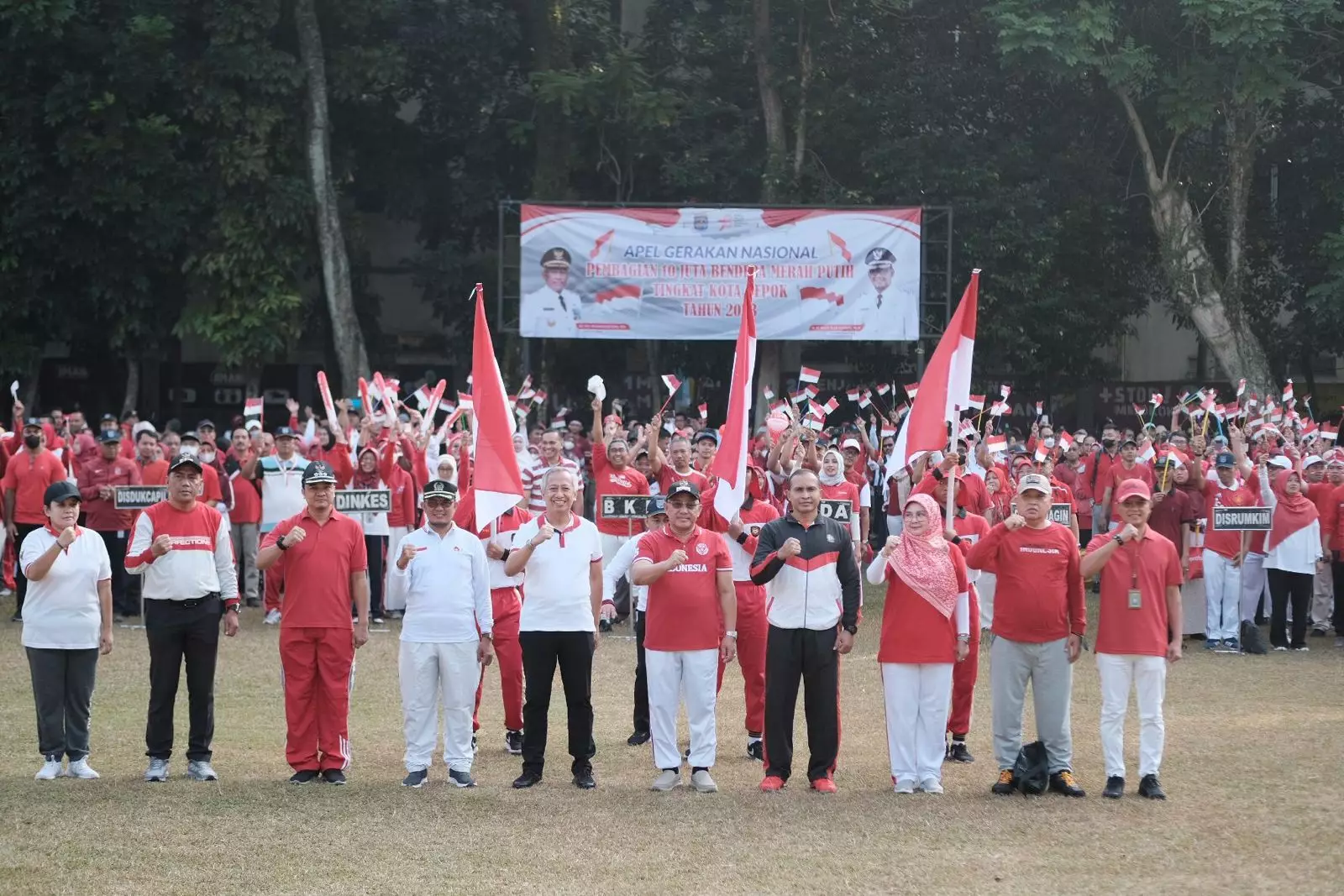 Kota Depok Kumpulkan 24.109 Bendera Merah Putih untuk Dibagikan, Kiai Idris Senang Lampaui Target
