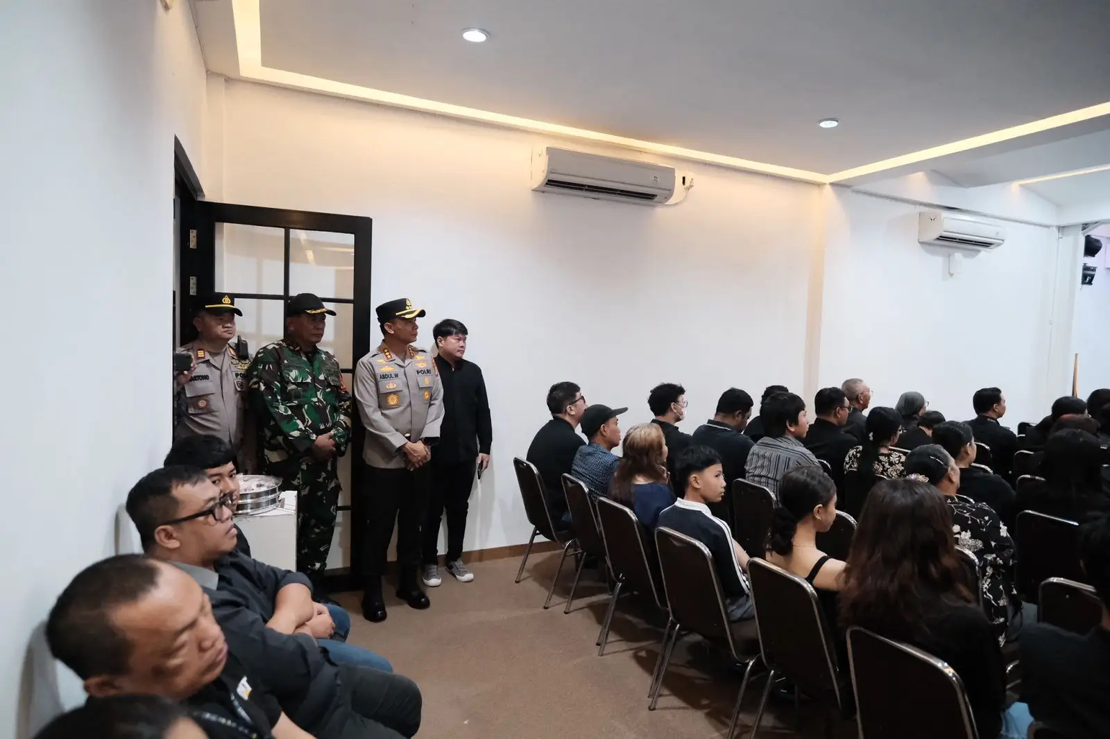 Pastikan Ibadah Jumat Agung Berjalan Aman, Kapolres dan Dandim Depok Monitoring Sejumlah Gereja
