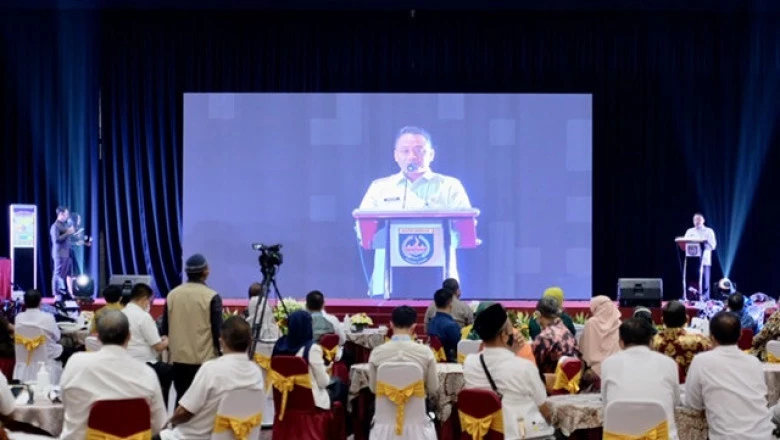 Sekda Depok Hadiri Acara Penghargaan Pajak Daerah Tahun 2022