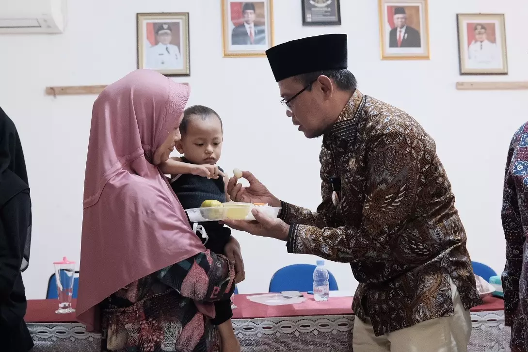 Wakil Wali Kota Depok Tinjau Pendistribusian Pangan Lokal Bergizi di Pangkalan Jati Baru