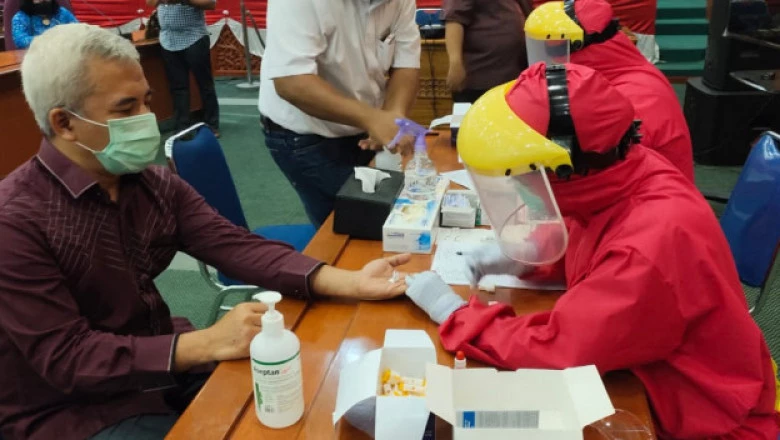 Cegah Penyebaran Covid-19, Anggota DPRD Depok Lakukan Rapid Test