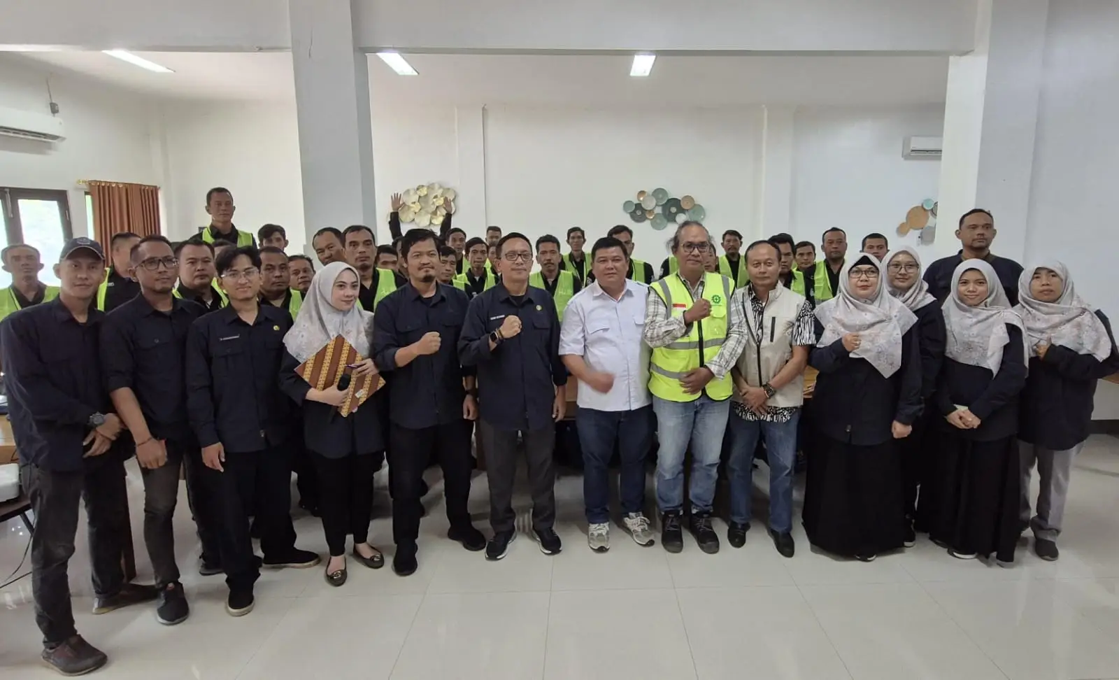 DPUPR Depok Tingkatkan Kompetensi Tenaga Konstruksi Pemeliharaan Sungai Lewat Sertifikasi