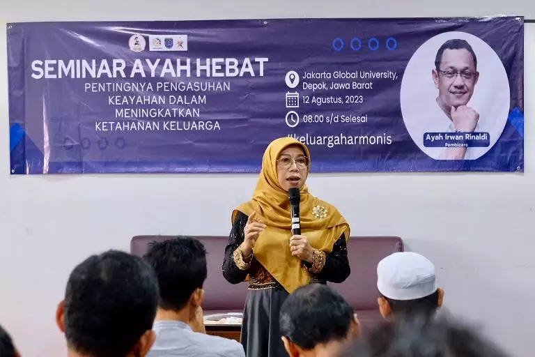 Bunda Elly Minta Orang Tua Optimal Pantau Pertumbuhan dan Perkembangan Anak