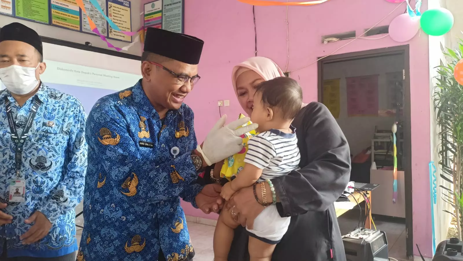 Sekcam Soma Harap Imunisasi Polio Putaran Kedua di Cipayung Berjalan Maksimal