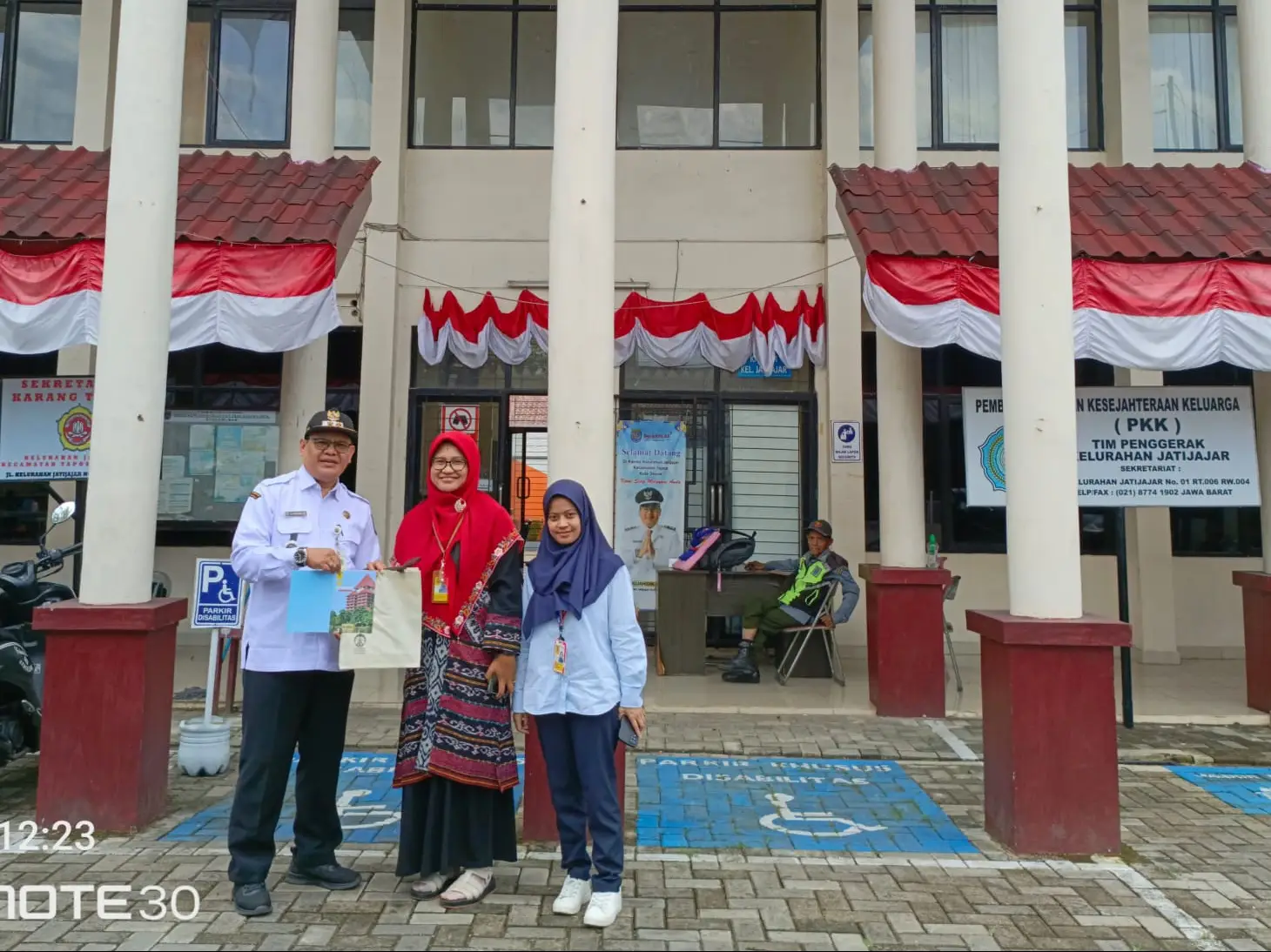 UI dan Kelurahan Jatijajar Jajaki Kerja Sama Program Pengabdian Masyarakat