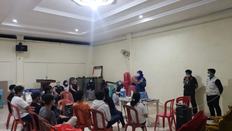 Damkar Depok Ajak Warga RW 20 Mekarjaya Jadi Relawan