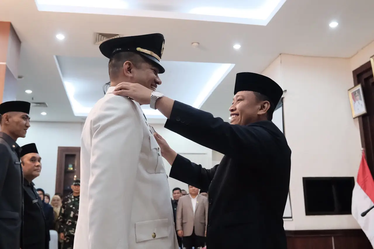 Wali Kota Depok Lantik 97 Pejabat Struktural dan Fungsional pada Berbagai Jabatan