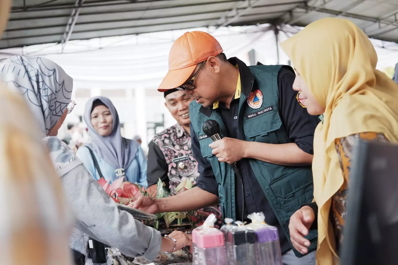 Wakil Wali Kota Tinjau Stan UMKM Ratujaya