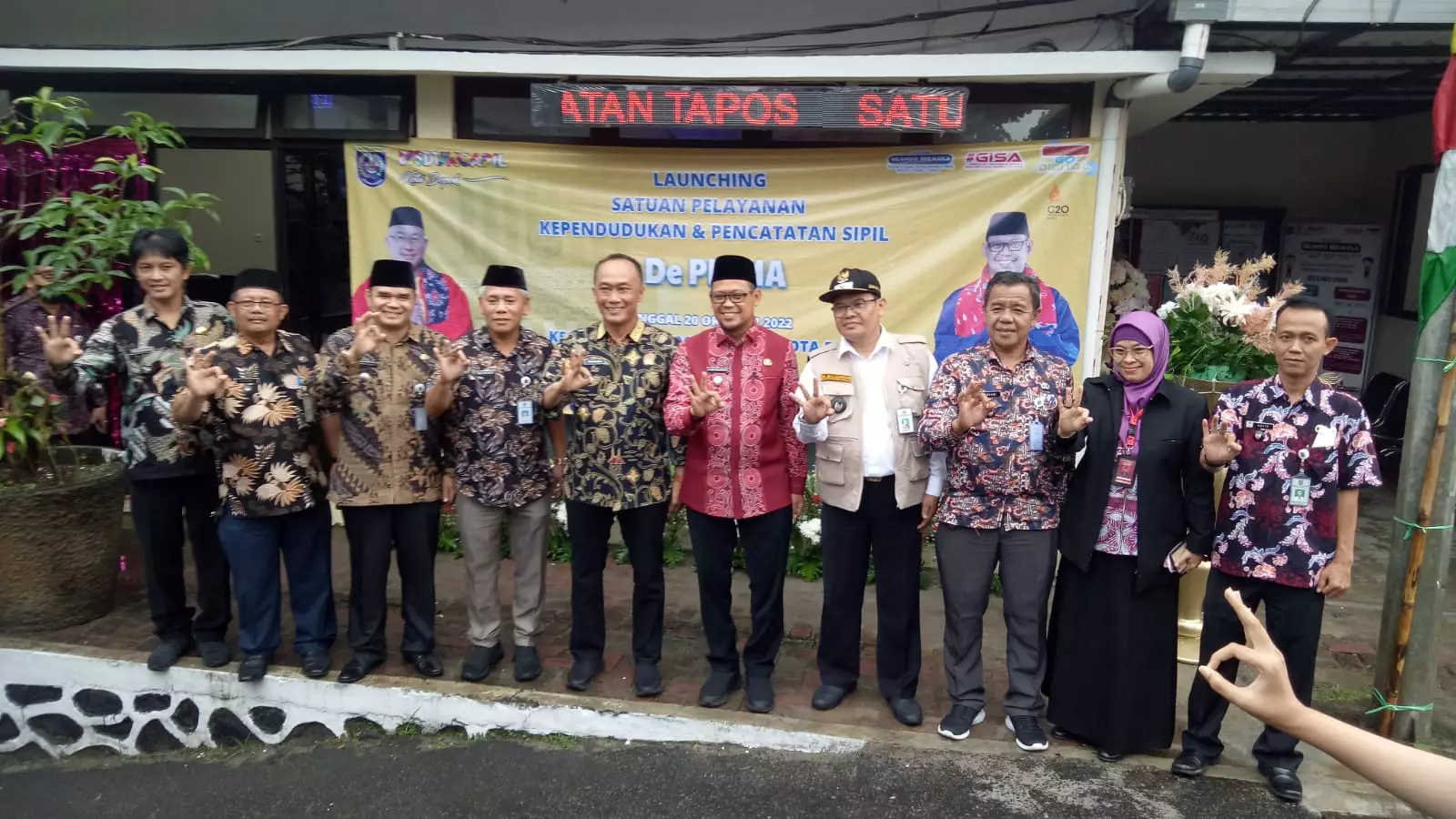 Mudahkan Warga, Kecamatan Tapos Miliki Sejumlah Layanan Publik Terintegrasi