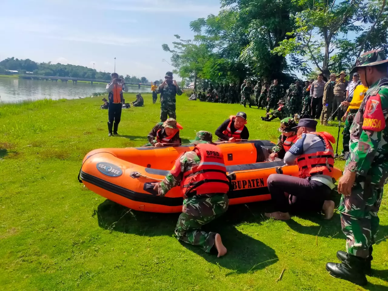 Satgas DPUPR Ikuti Pelatihan Penanggulangan Bencana Korem 051/Wijayakarta