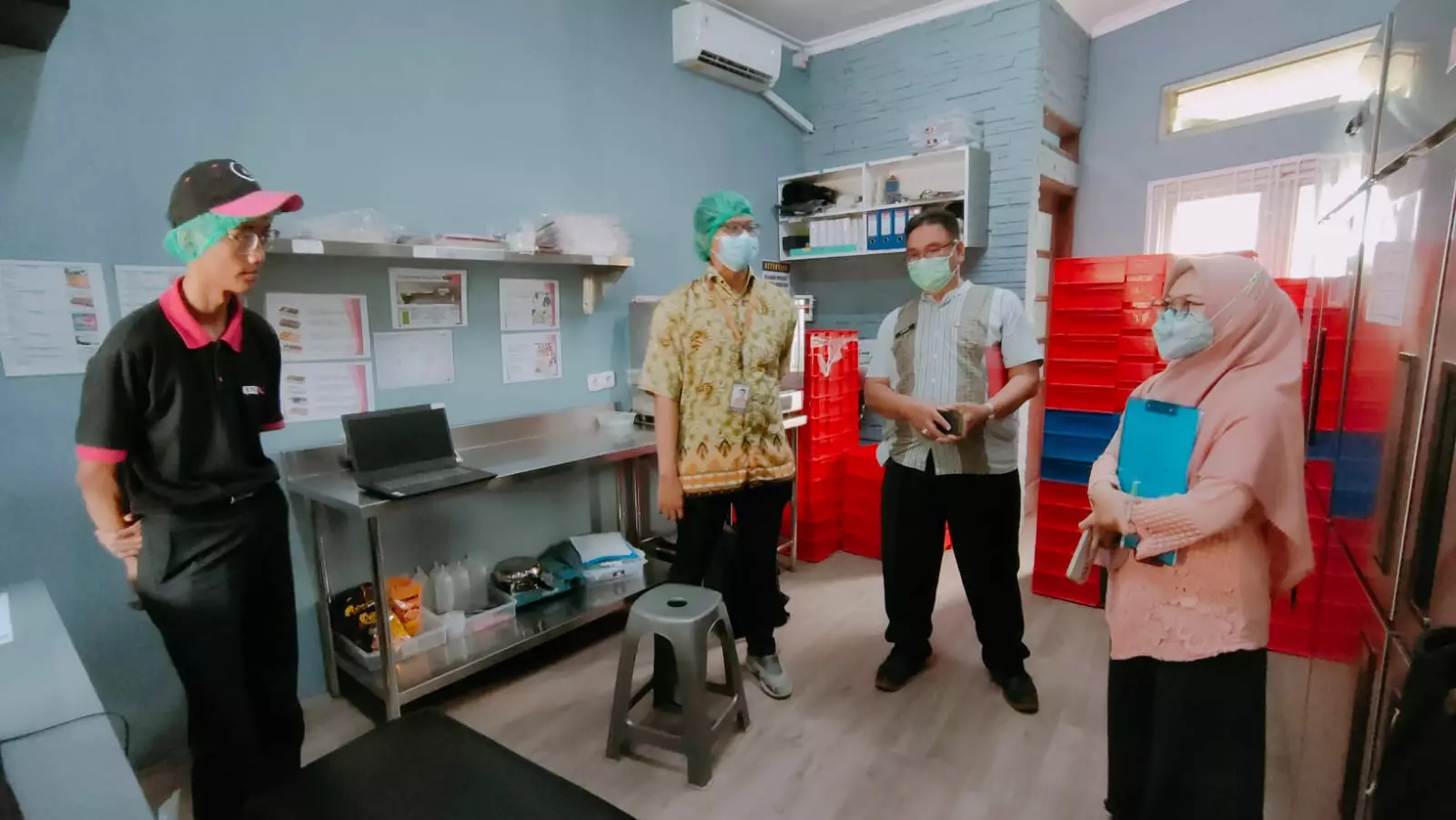 Dinkes Depok Gelar Pengawasan dan Pembinaan Bagi Tempat Pengelolaan Pangan