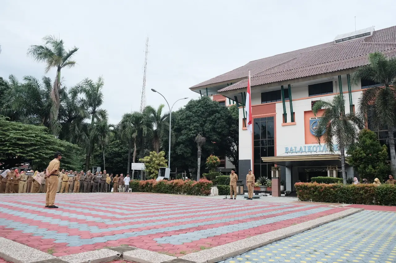 Jadi Pembina Apel Pagi, Wakil Wali Kota Apresiasi Kinerja ASN Pemkot Depok di Tahun 2024