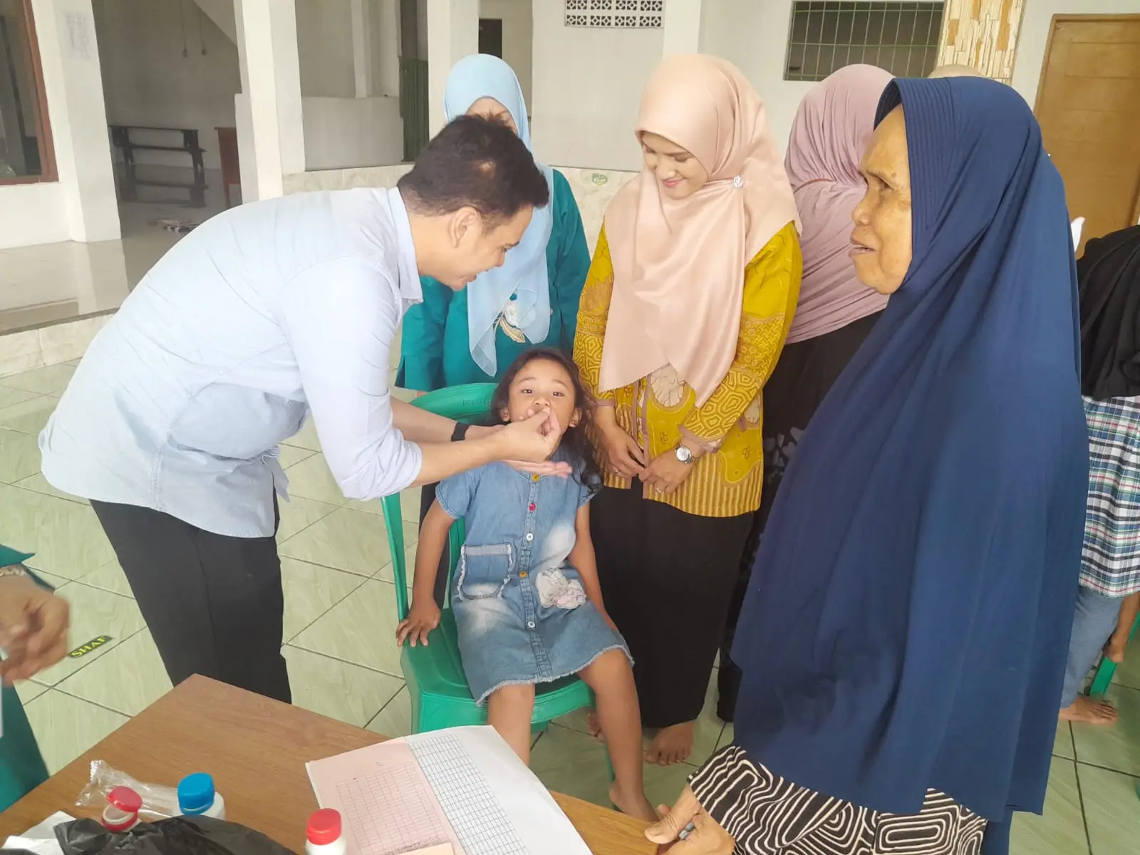 Sukseskan Pemberian Vitamin A, Lurah Tanah Baru Ajak Orang Tua Bawa Balitanya ke Posyandu