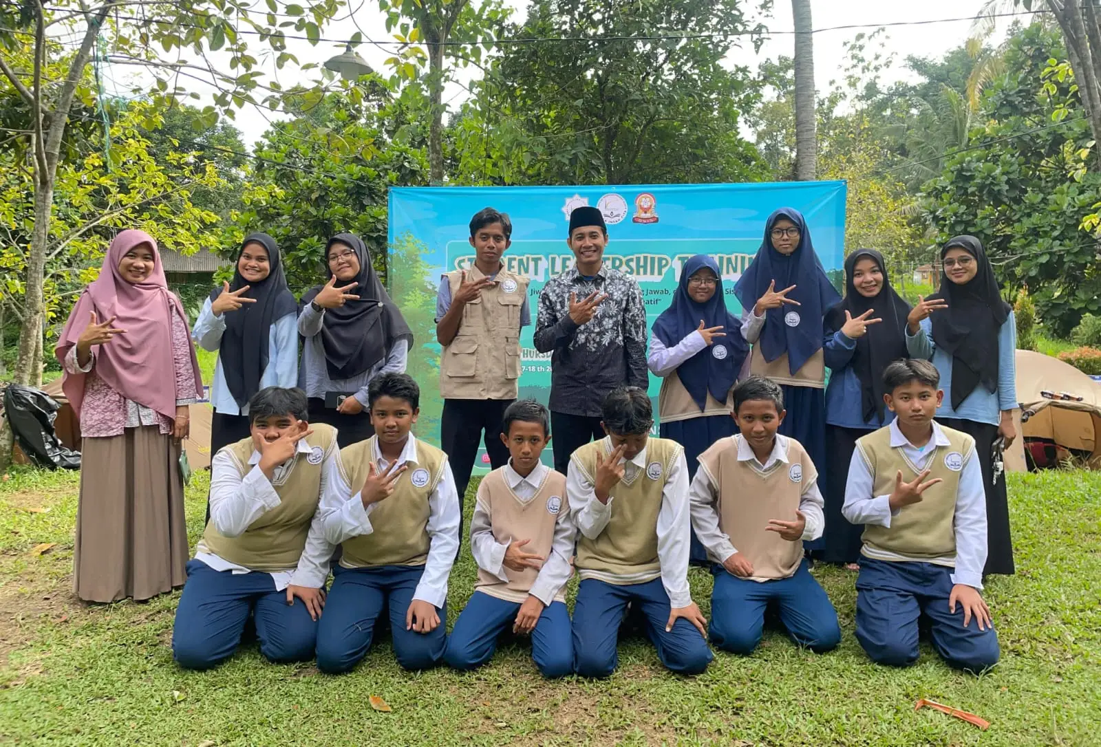 Cetak Generasi Tangguh, SMP Islam Kamila Insan Cita Gelar Students Leadership Training