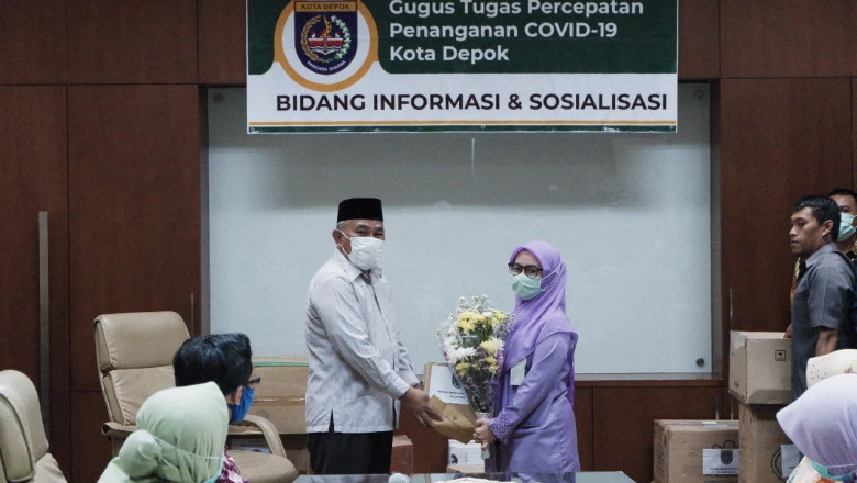 Lawan Corona, Pemkot Depok Beri Bantuan APD ke 24 RS 
