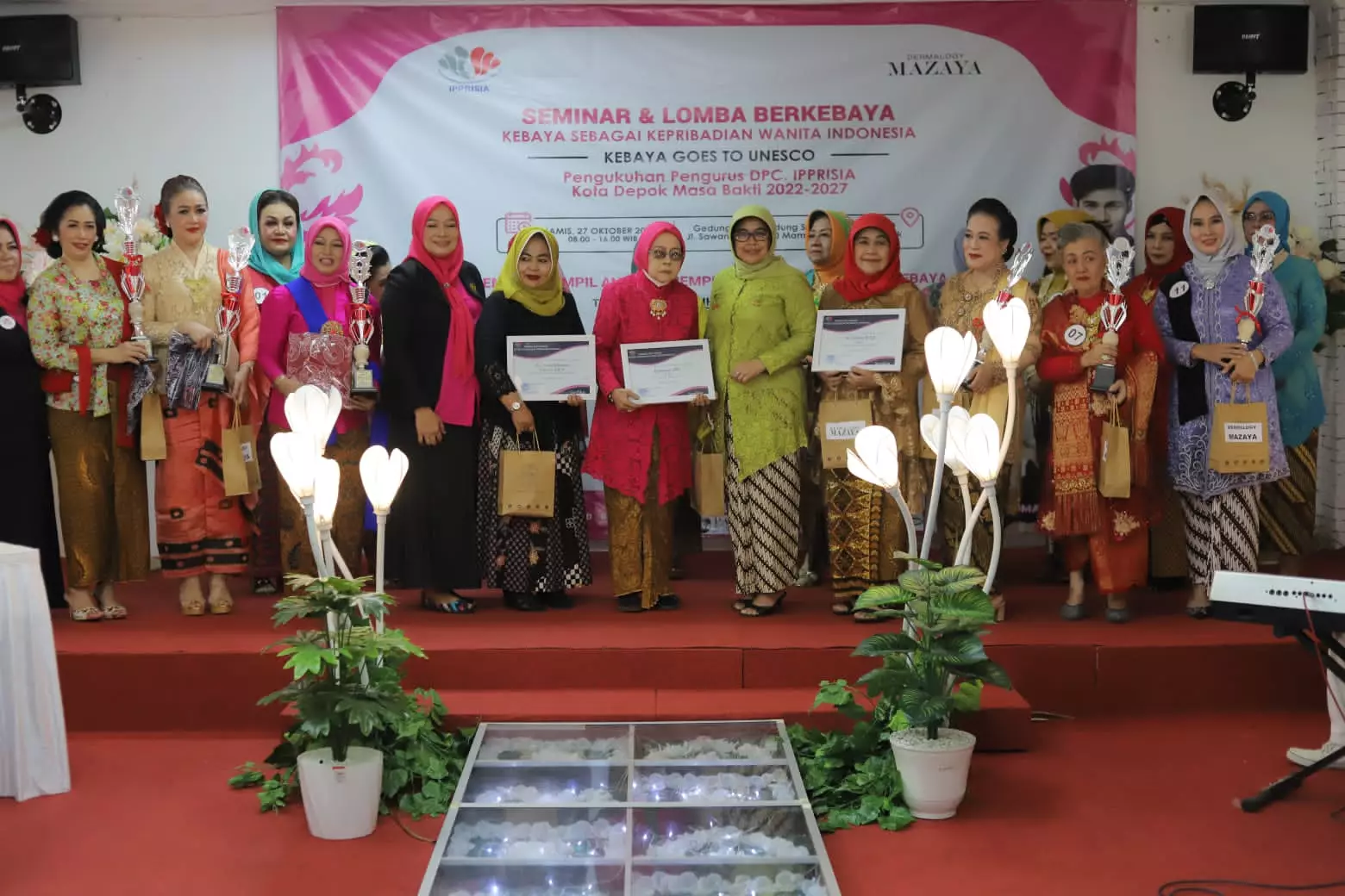 Goes to Unesco, IPPRISIA Kota Depok Gelar Lomba Kebaya Lansia