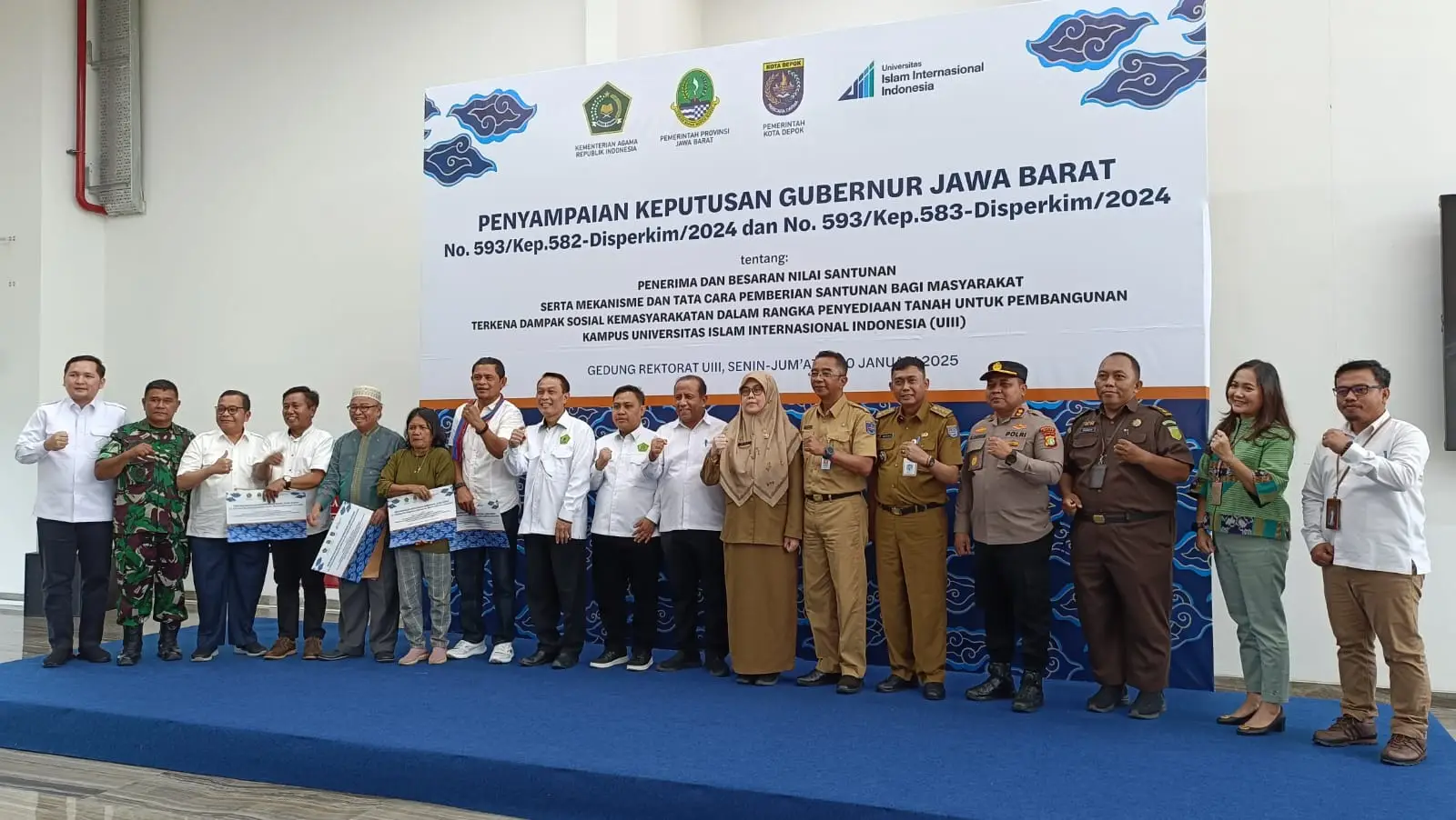 662 Warga Penggarap Lahan Kampus UIII Depok Terima Santunan