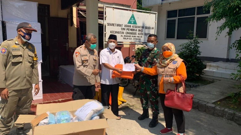 Damkar Depok Distribusikan Perlengkapan Pemulasaraan Jenazah Covid-19 ke Kecamatan 