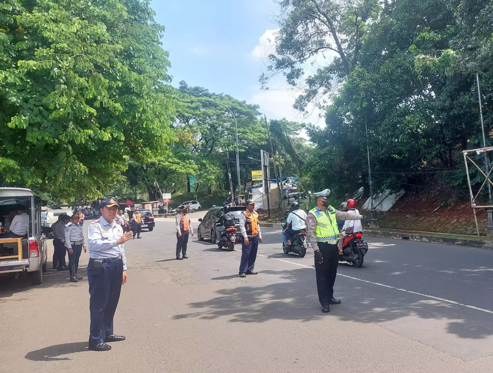Dishub Depok Lakukan Penertiban, Puluhan Angkot Kena Tilang