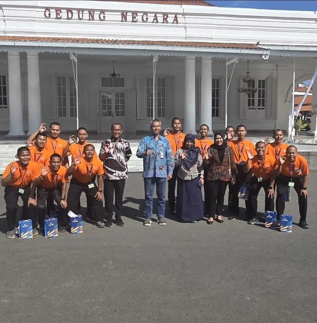 Belasan Warga Depok Terima Bantuan Stimulan Pemagangan ke Jepang Sebesar Rp 80 Juta