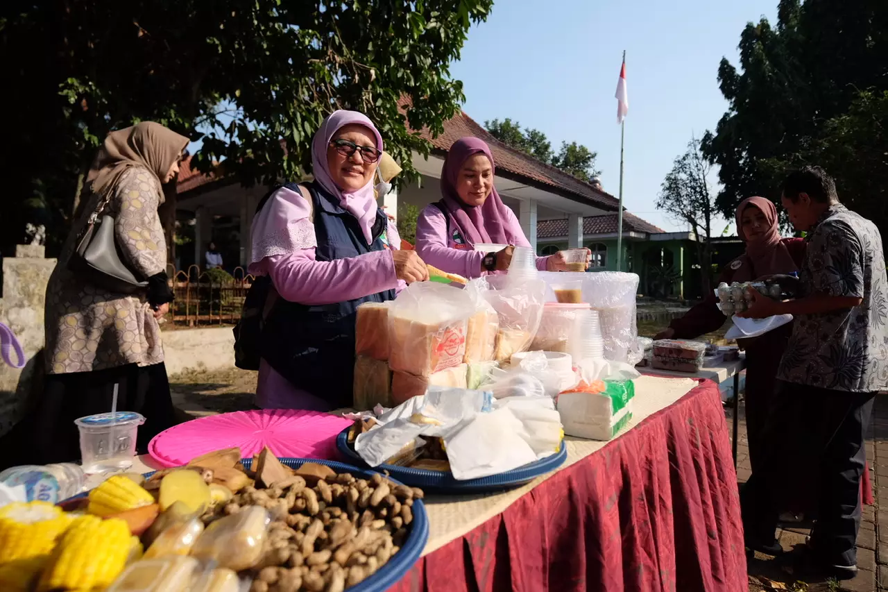 Sambut Bulan Sehat Tematik Terpadu, FKKS Tapos Sediakan Makanan Sehat
