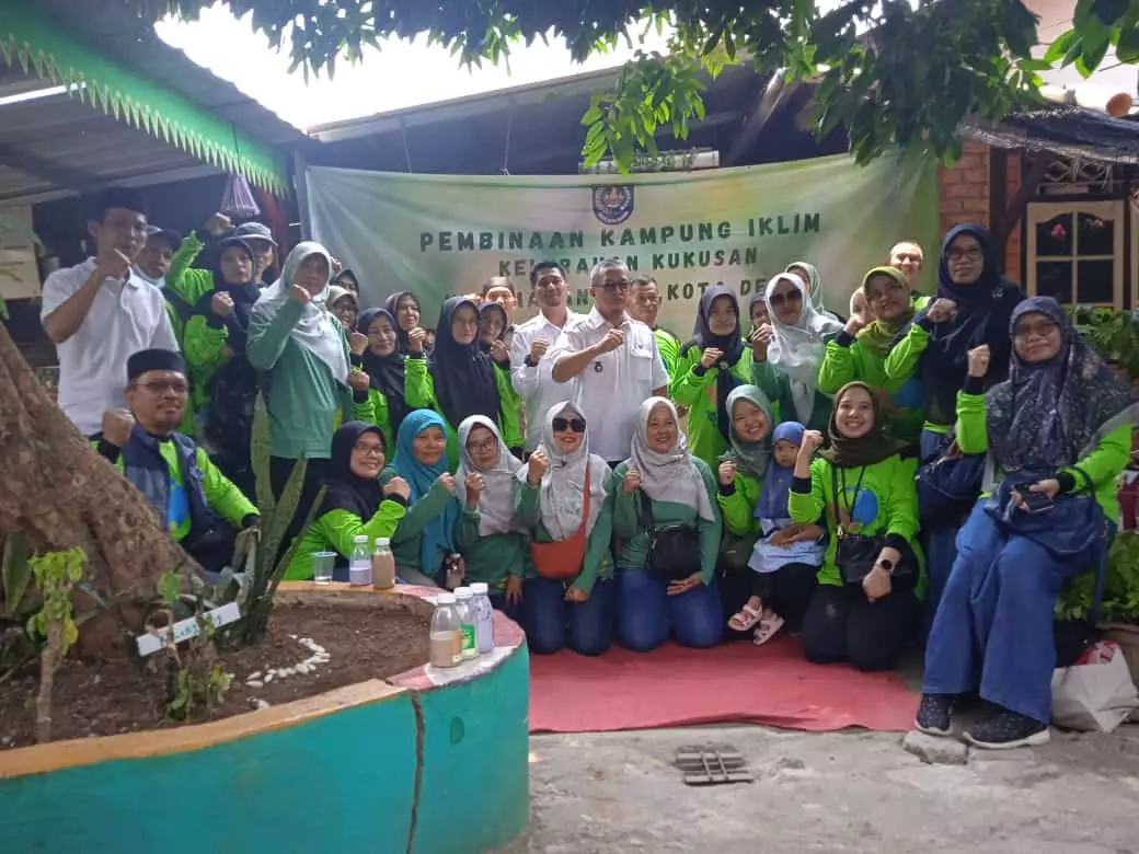 Kelurahan Kukusan Studi Tiru Proklim ke Kampung Setaman Ratujaya