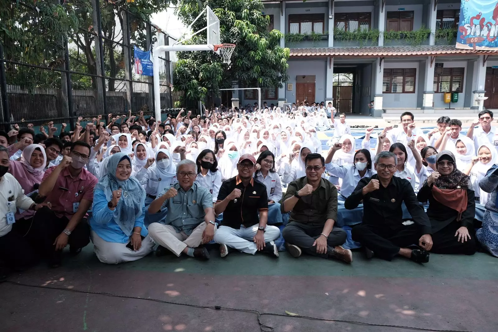 Jadi Lokasi Ke-18, Perekaman E-KTP di SMAN 1 Depok Sasar 339 Siswa