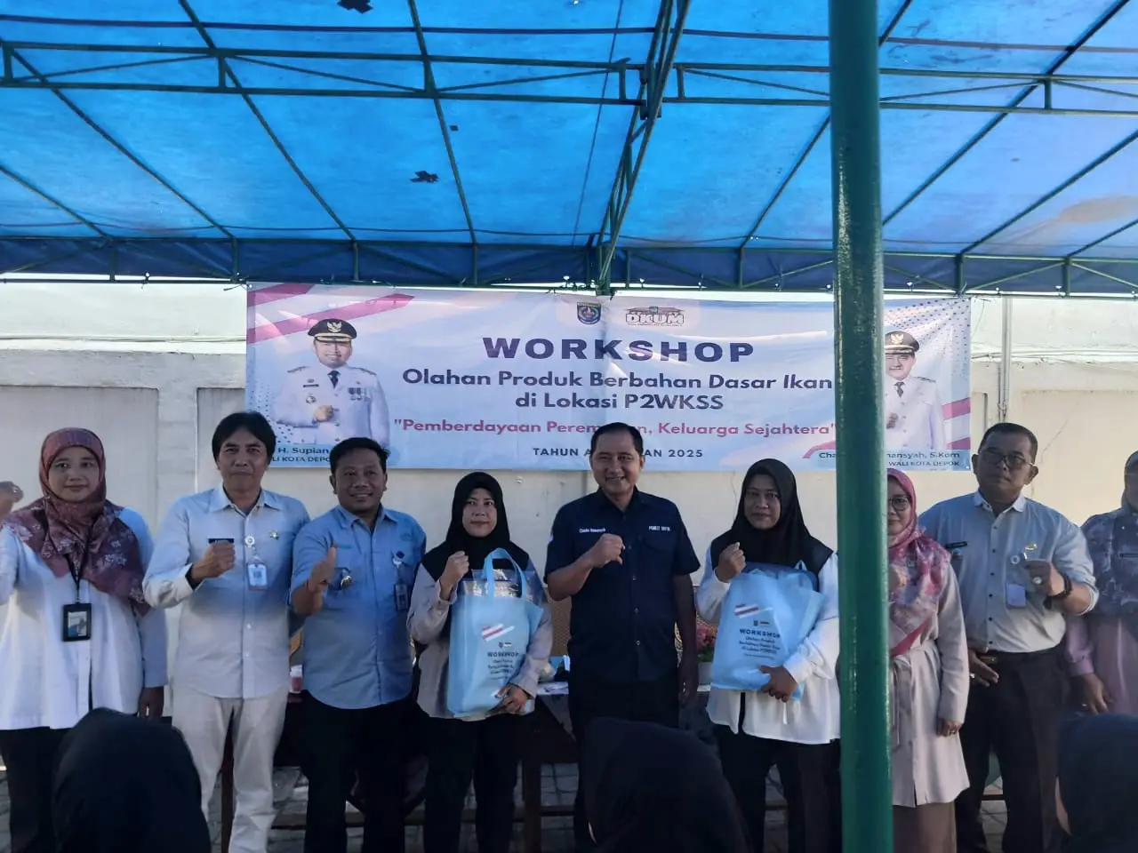 Optimalkan Potensi Wilayah, 50 Warga Sukamaju Dilatih Membuat Makanan Olahan Ikan