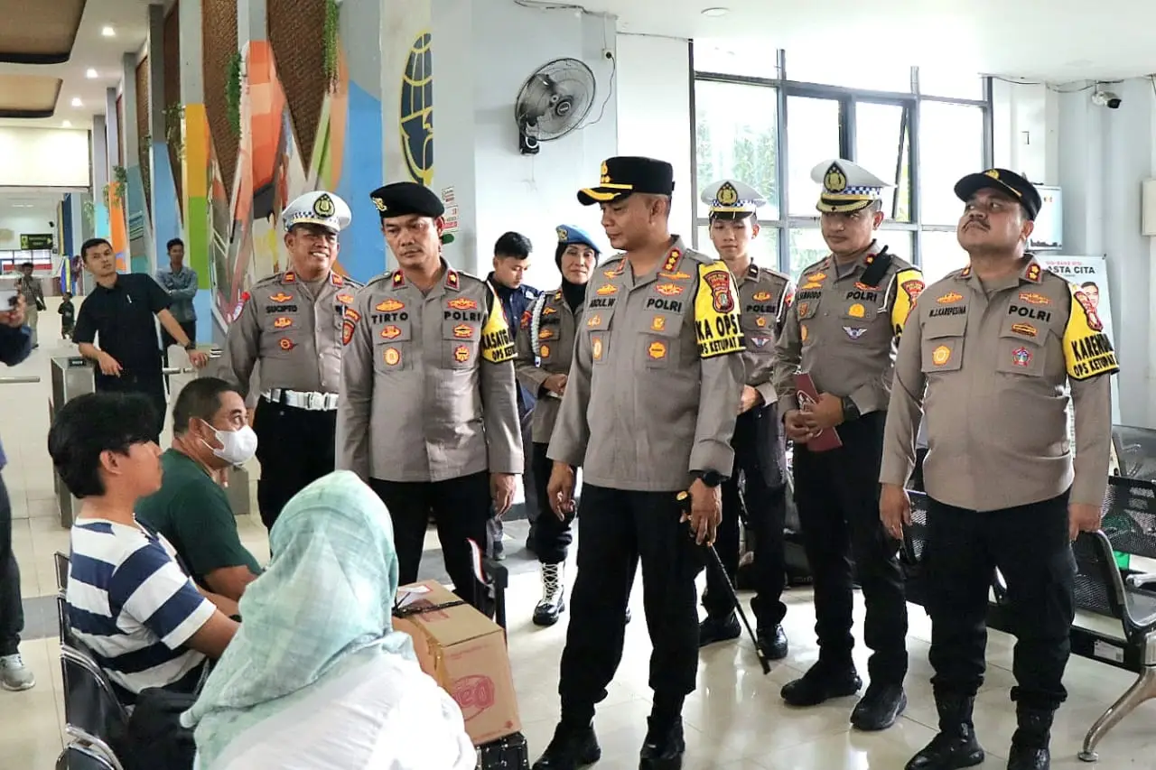 Kapolres Metro Depok Pastikan Arus Balik Lebaran Aman dan Lancar
