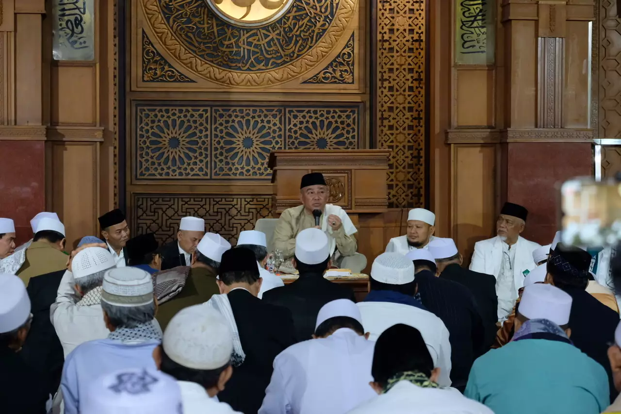 Wali Kota Depok Hadiri Kuliah Subuh Ahad Gabungan Akbar