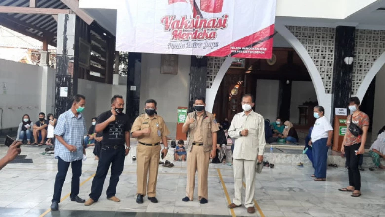 Pondok Jaya Targetkan 300 Warga Divaksin Covid-19