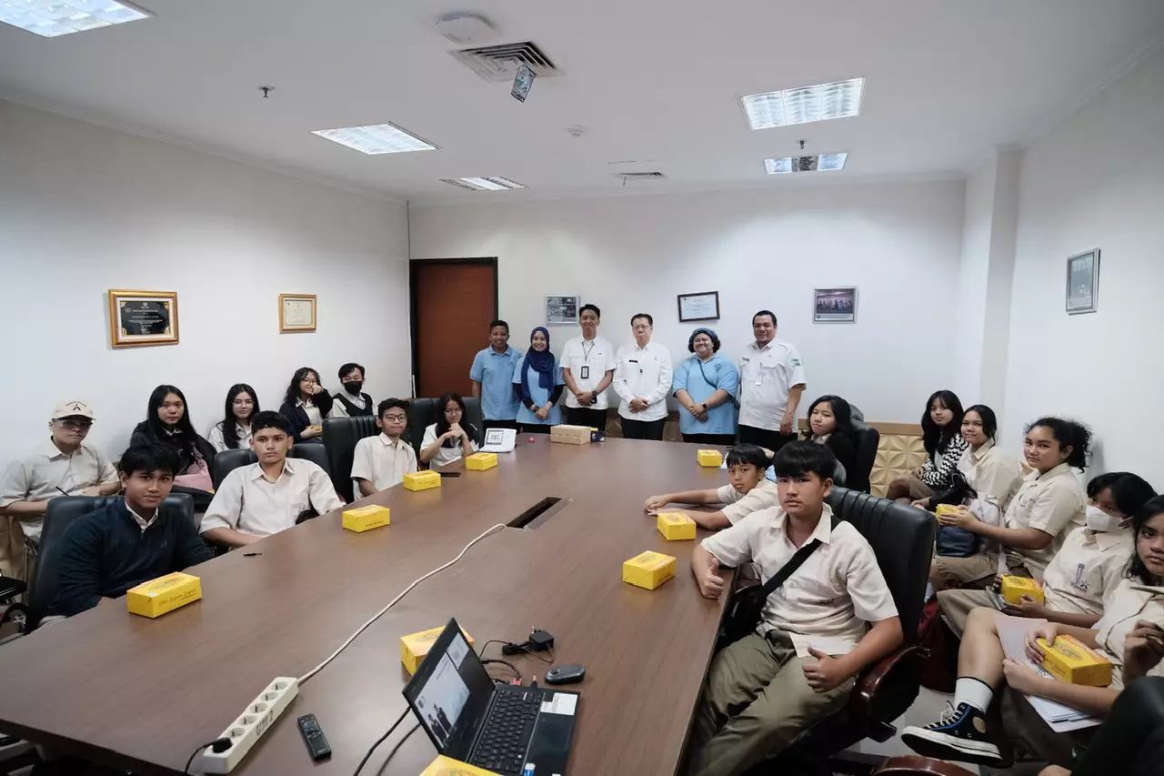 Diskominfo Depok Terima Kunjungan SMP Cita Persada